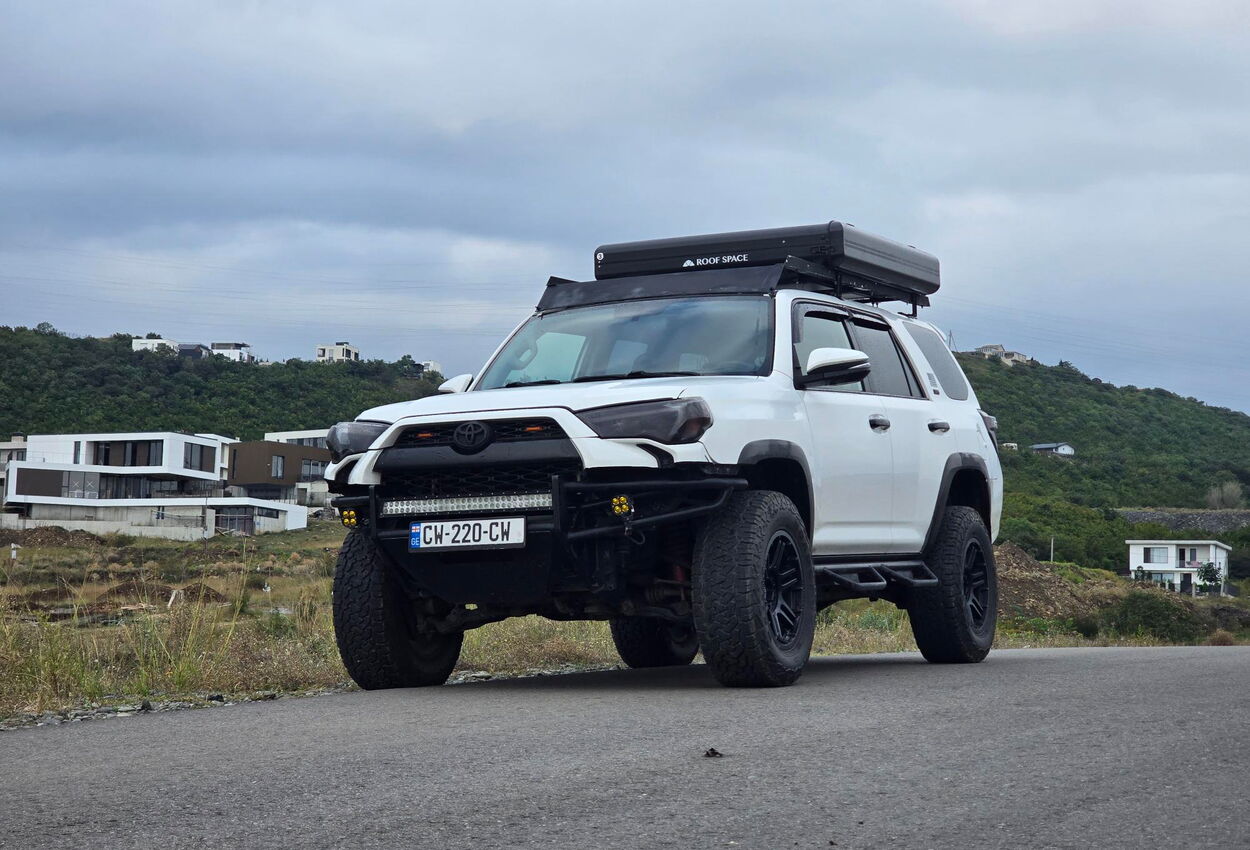 Toyota 4-Runner mit Dachzelt